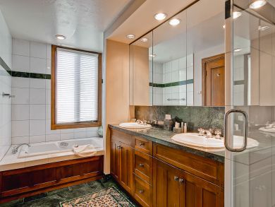 Beaver Creek Ski In Ski Out Penthouse Style Residence